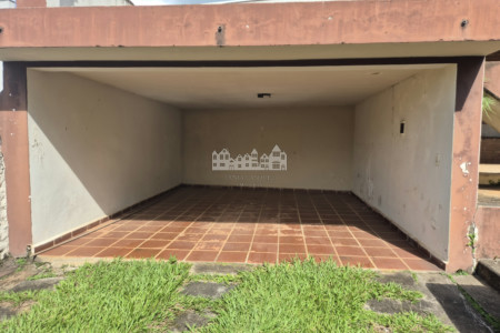 Casa para venda ou locação próximo ao Laboratório Quantum e Lago do Major – Atibaia