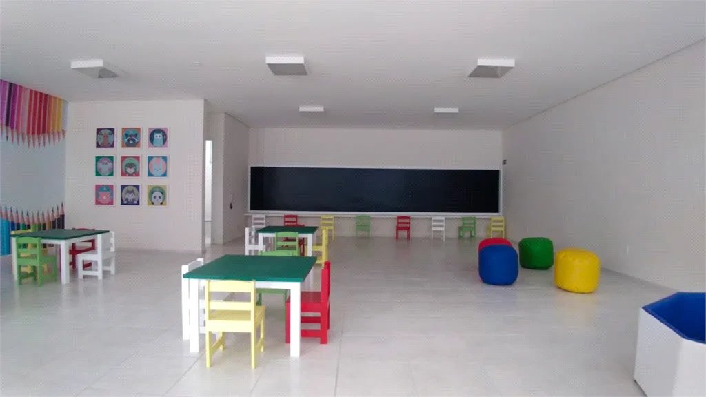 Apartamento à venda com 2 quartos em Parque Ipê, São Paulo, SP