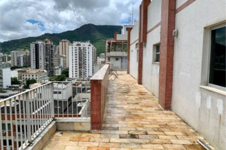 Cobertura à venda com 3 quartos, sendo 1 suíte, em Vila Isabel, Rio de Janeiro, RJ