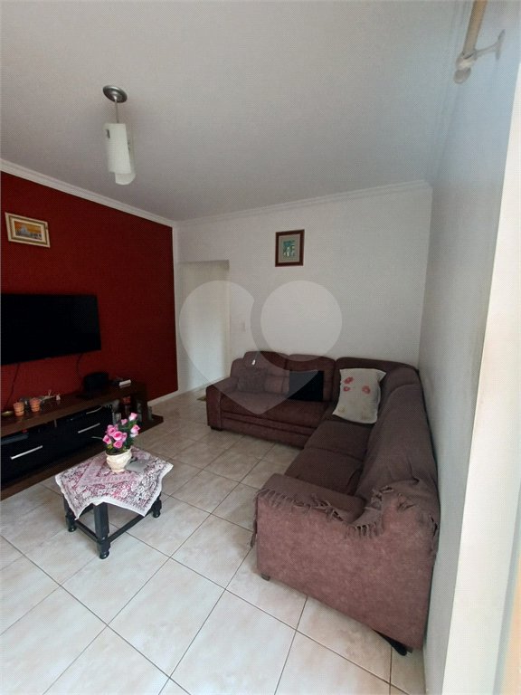 Casa à venda com 3 quartos, sendo 1 suíte,  em Jardim Santa Mônica, São Paulo, SP