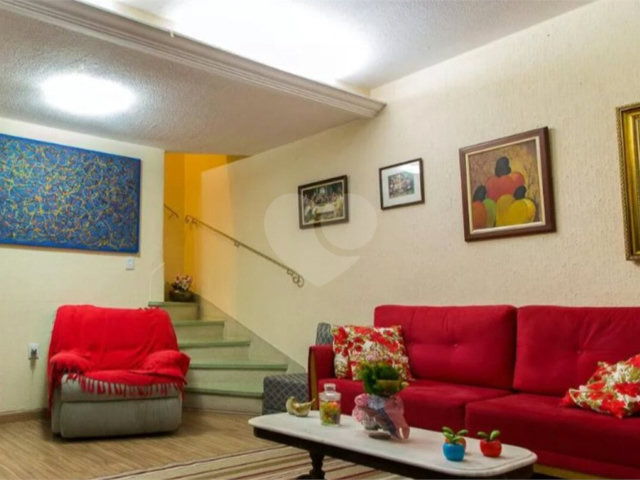 Casa à venda com 3 quartos, sendo 1 suíte,  em Planalto Paulista, São Paulo, SP