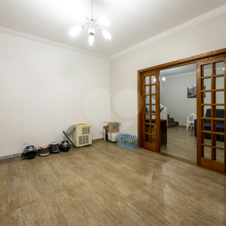 Sobrado à venda com 3 quartos, sendo 2 suítes,  em Brooklin, São Paulo, SP