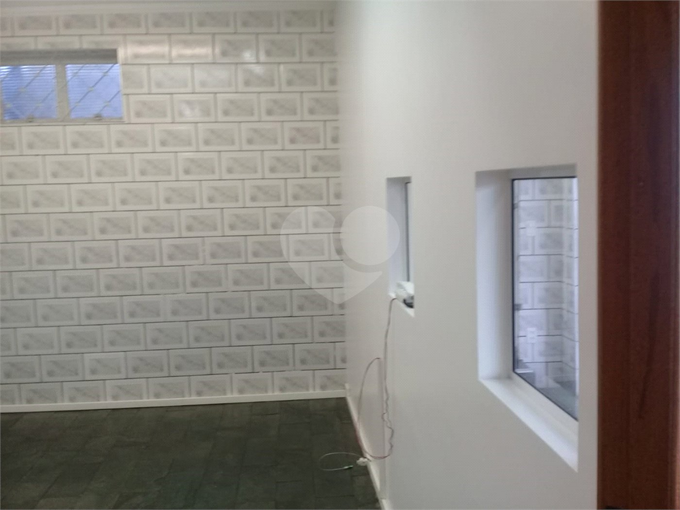 Sobrado à venda com 4 quartos, sendo 2 suítes,  em Jardim Regina, Indaiatuba, SP