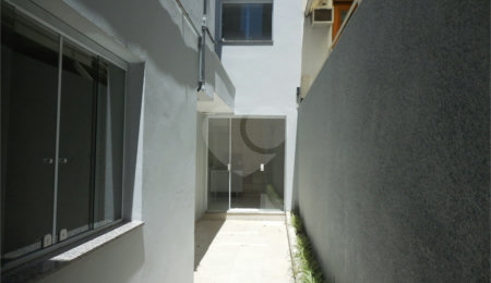 Sobrado à venda ou para alugar com 1 quarto em Santana, São Paulo, SP