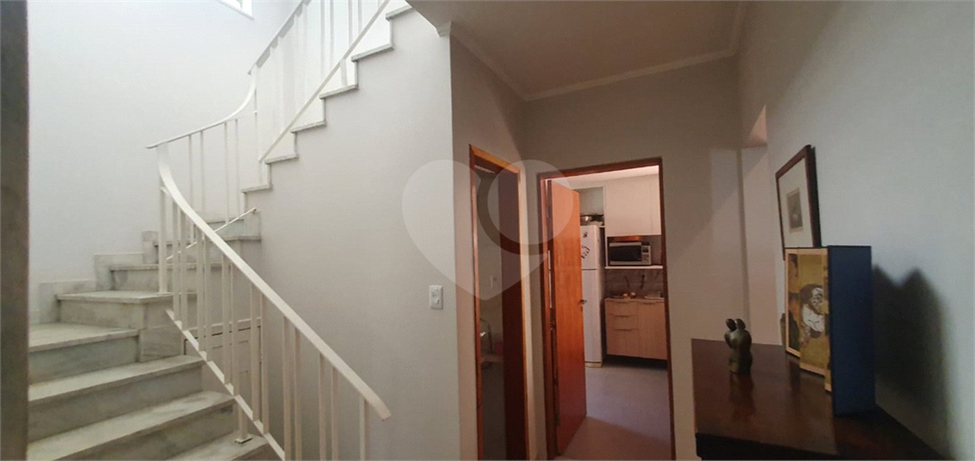 Sobrado à venda com 4 quartos, sendo 2 suítes, em Granja Julieta, São Paulo, SP
