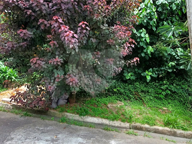 Terreno à venda no condomínio Cantareira, Mairiporã - SP
