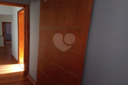 Casa à venda com 3 quartos, sendo 1 suíte,  em Vila Monumento, São Paulo, SP