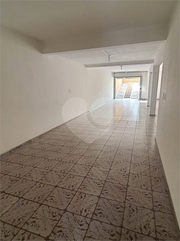 Sobrado à venda com 4 quartos, sendo 1 suíte, em Vila Pereira Barreto, São Paulo, SP