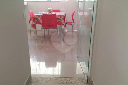 Casa à venda com 3 quartos, sendo 1 suíte, em Nova Cerejeira, Atibaia, SP
