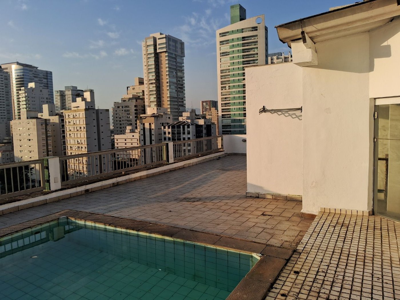 Cobertura com 3 dormitórios, 231 m² - venda por R$ 1.950.000,00 ou aluguel por R$ 10.000,00/mês - Ponta da Praia - Santos/SP