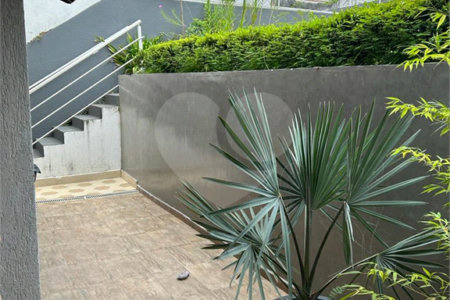 Casa à venda com 3 quartos, sendo 1 suíte,  em Vila Vitória, Mogi das Cruzes, SP