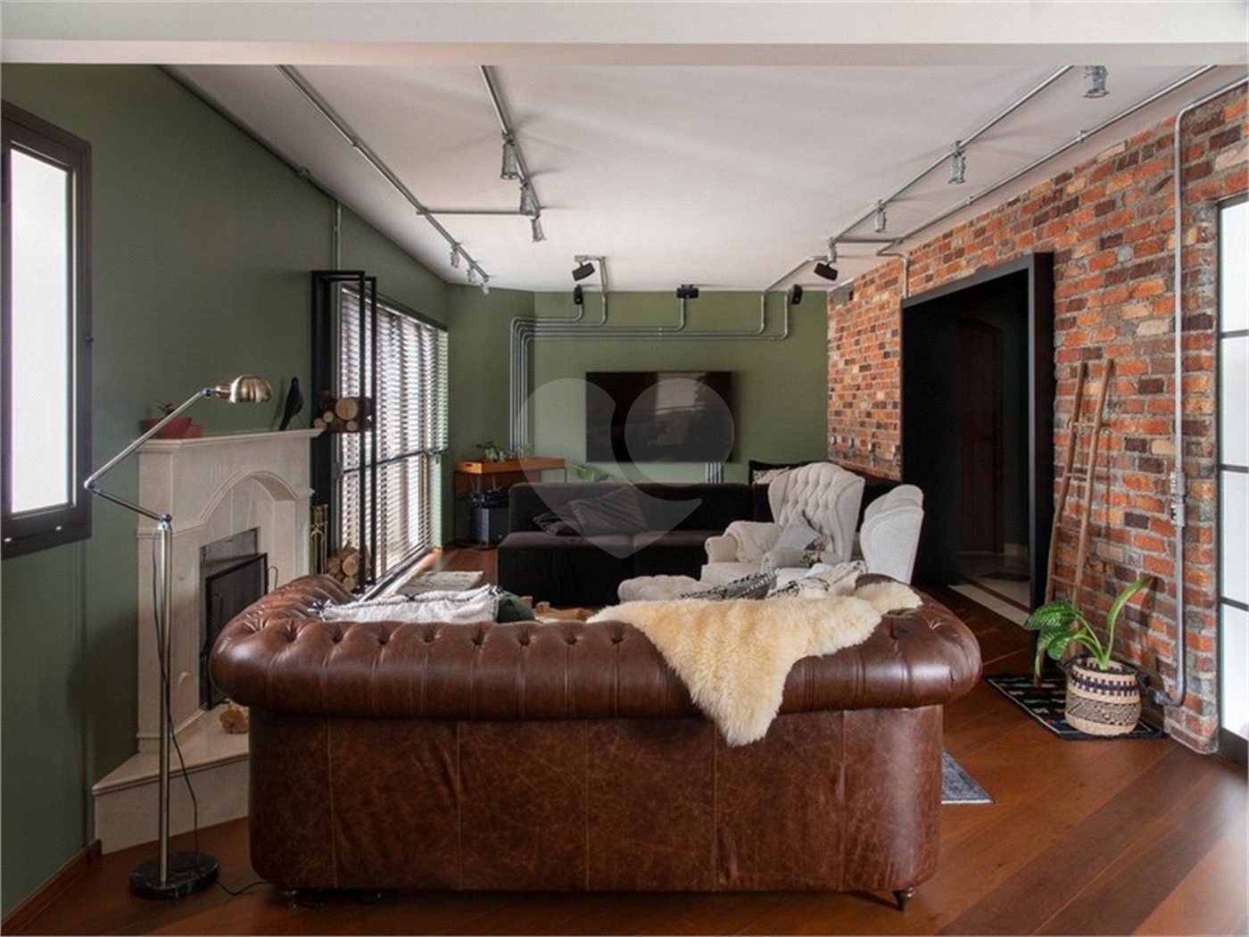 Apartamento à venda com 3 quartos, sendo 2 suítes,  em Campo Belo, São Paulo, SP
