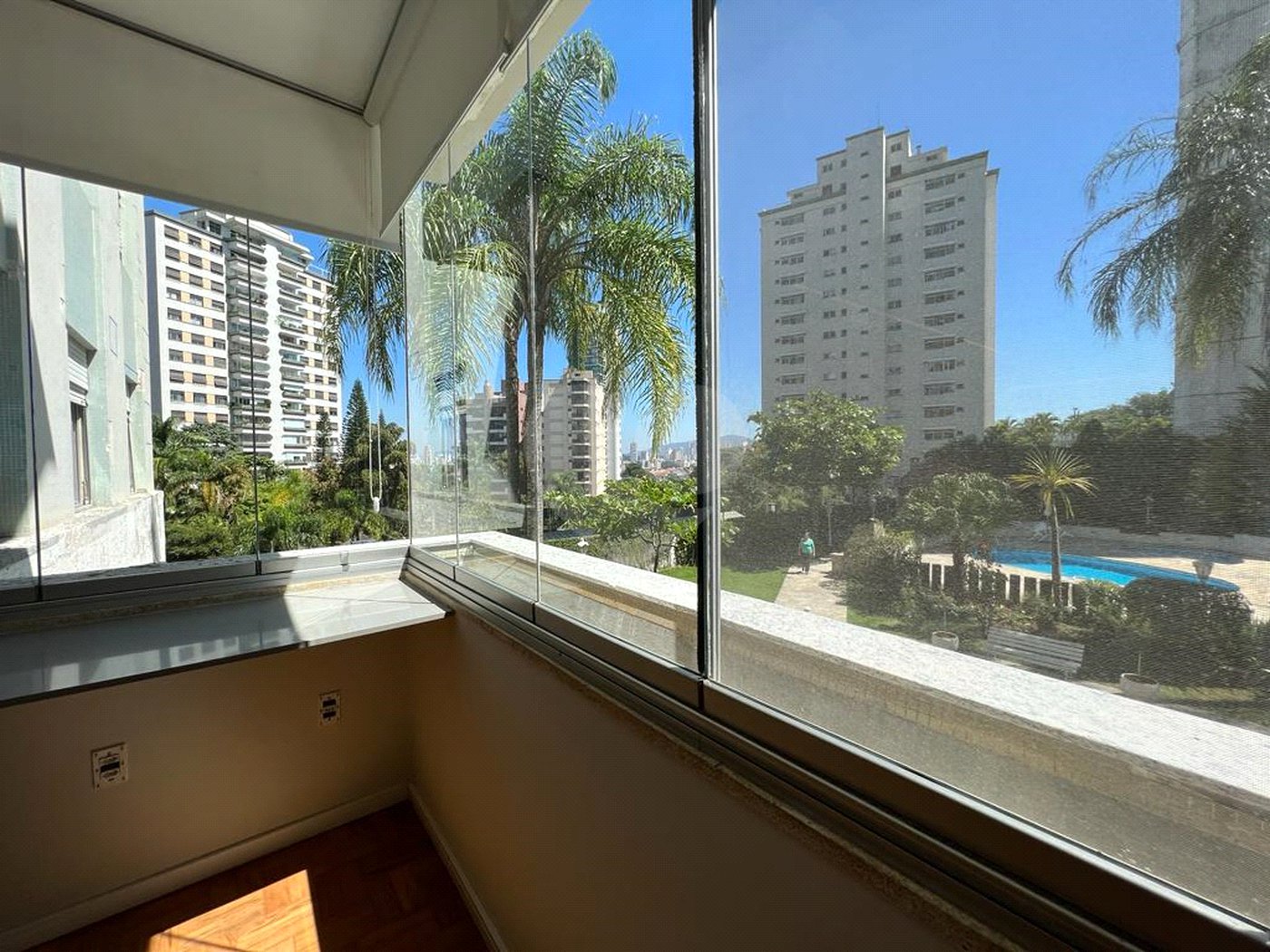 Apartamento à venda com 3 quartos, sendo 1 suíte, em Jardim França, São Paulo, SP