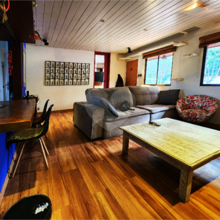 Casa à venda com 4 quartos, sendo 2 suítes,  no condomínio Vila Nova de Gaia, São Paulo - SP