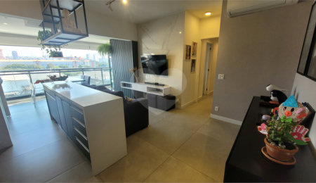 Apartamento à venda com 3 quartos, sendo 1 suíte,  em Vila Leopoldina, São Paulo, SP