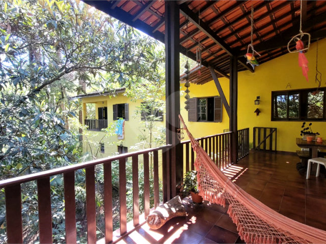 Casa à venda com 3 quartos, sendo 1 suíte, em Serra da Cantareira, Mairiporã, SP