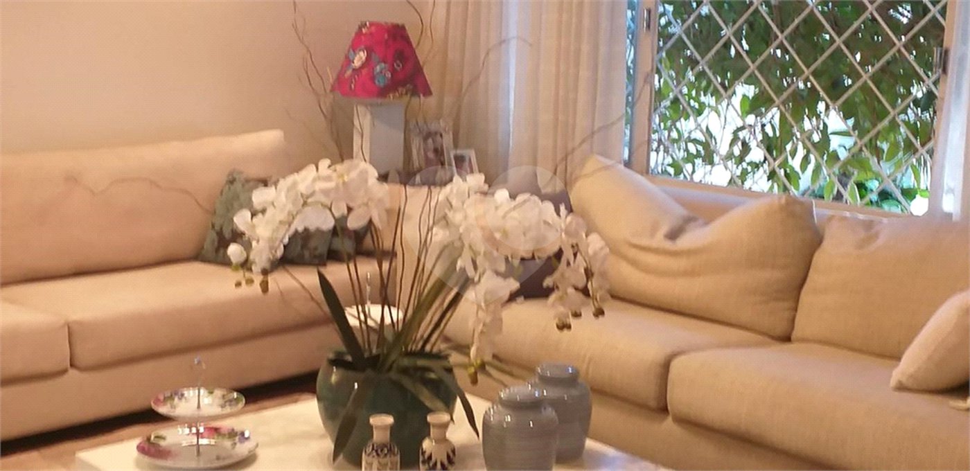 Casa à venda com 4 quartos, sendo 3 suítes,  em Jardim Bonfiglioli, São Paulo, SP