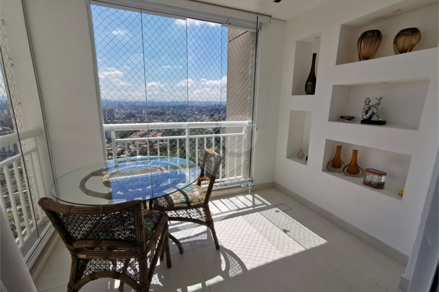 Apartamento à venda com 3 suítes em Morumbi, São Paulo, SP