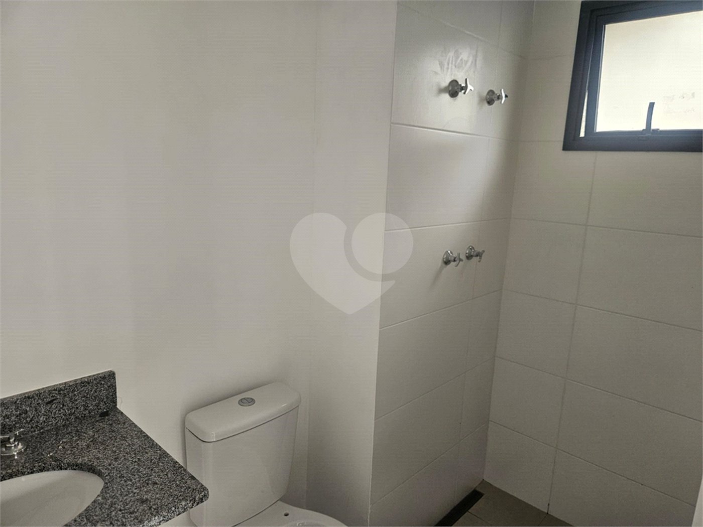 Apartamento à venda com 2 quartos, sendo 1 suíte,  em Cidade Monções, São Paulo, SP
