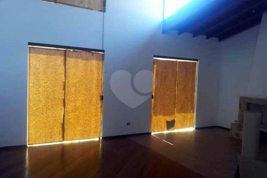 Sobrado à venda com 4 quartos, sendo 2 suítes, em Jardim Floresta, São Paulo, SP