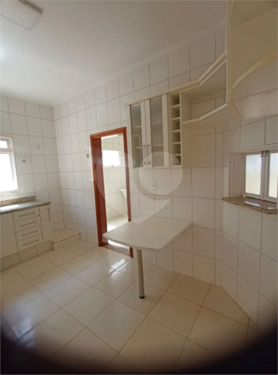 Casa à venda com 4 quartos, sendo 1 suíte, no condomínio Villa Real Ribeirao Preto, Ribeirão Preto - SP
