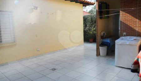 Sobrado à venda com 3 quartos, sendo 1 suíte,  em Jardim Marajoara, São Paulo, SP