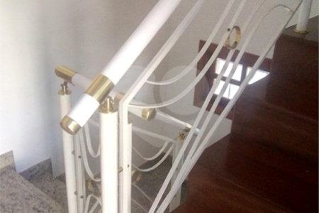 Casa Térrea à venda com 3 quartos, sendo 2 suítes, em Vila Rosália, Guarulhos, SP