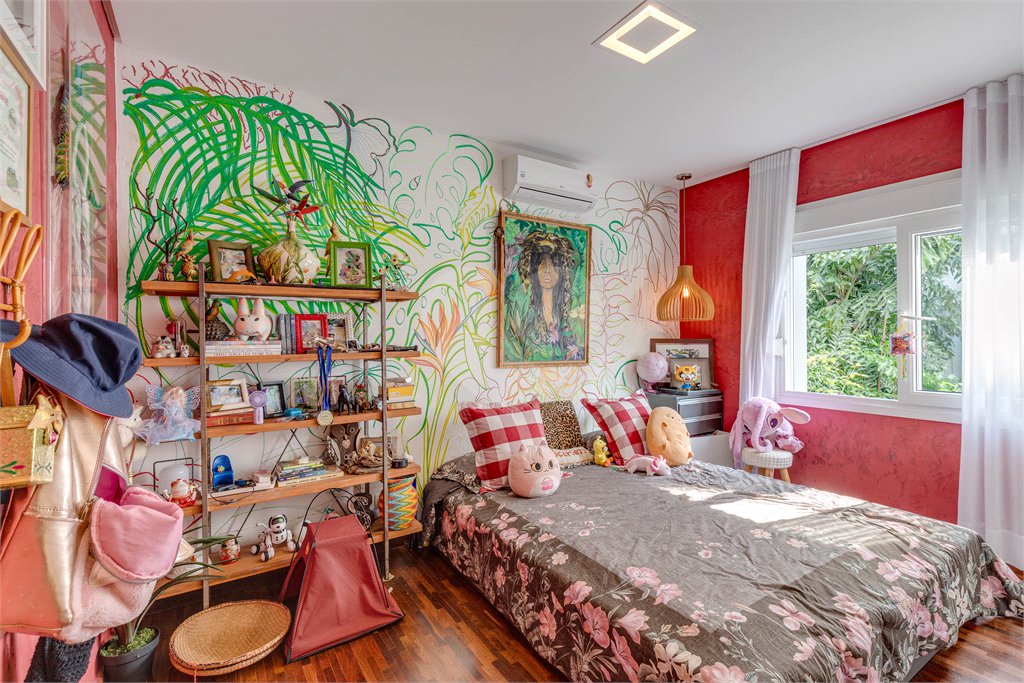Casa à venda com 4 suítes no condomínio Residencial Canumã, São Paulo - SP