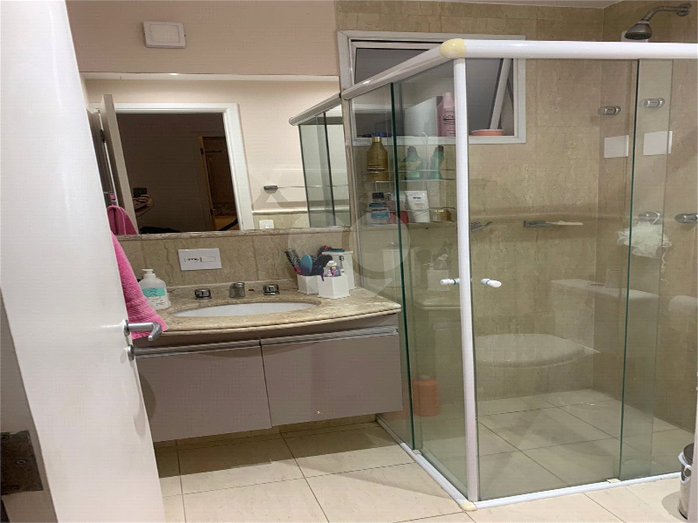 Apartamento à venda com 3 quartos, sendo 2 suítes, em Cidade São Francisco, São Paulo, SP