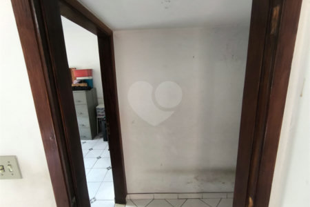 Casa à venda com 5 quartos, sendo 2 suítes, em Jardim Umarizal, São Paulo, SP