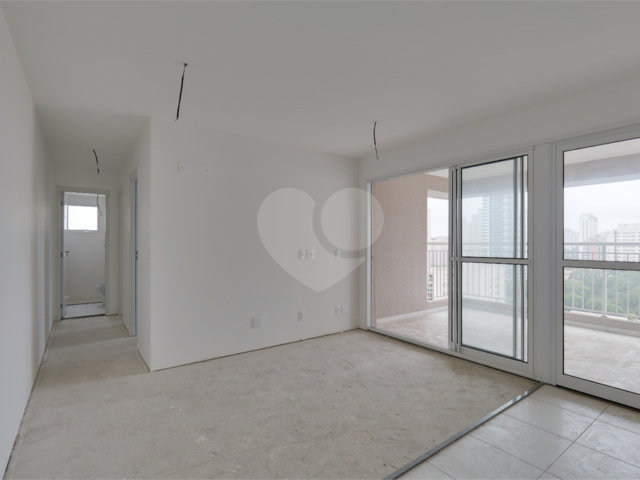 Apartamento à venda com 2 quartos, sendo 1 suíte,  em Santo Amaro, São Paulo, SP
