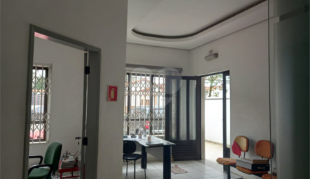 Sobrado à venda ou para alugar com 1 quarto em Chácara Santo Antônio, São Paulo, SP