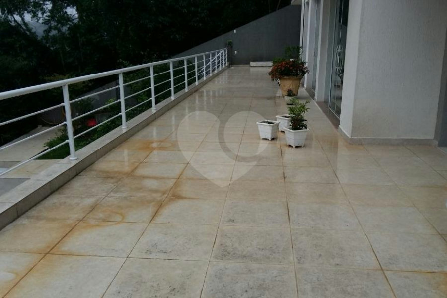 Casa à venda com 5 suítes no condomínio Parque Imperial da Cantareira, Mairiporã - SP