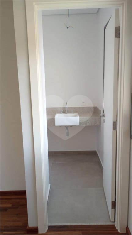 Casa à venda com 4 suítes no condomínio Estância Marambaia, Vinhedo - SP