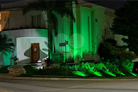 Casa à venda com 4 quartos, sendo 3 suítes,  no condomínio Res. Luzern, Campinas - SP