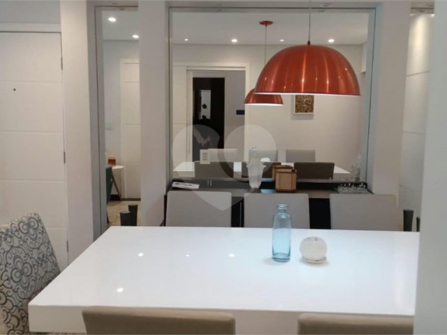 Apartamento à venda com 3 quartos, sendo 1 suíte,  em Parque Novo Mundo, São Paulo, SP