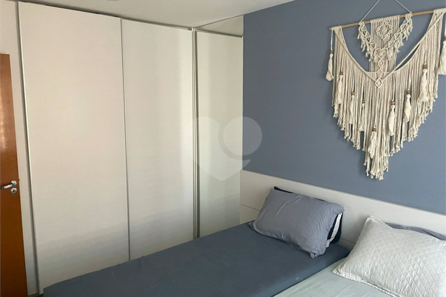 Apartamento à venda com 2 quartos em Horto, São Paulo, SP