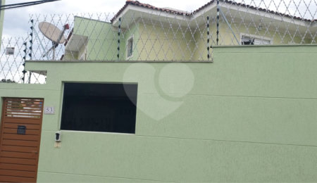 Casa à venda com 2 suítes no condomínio Residencial Maracujás, São Paulo - SP