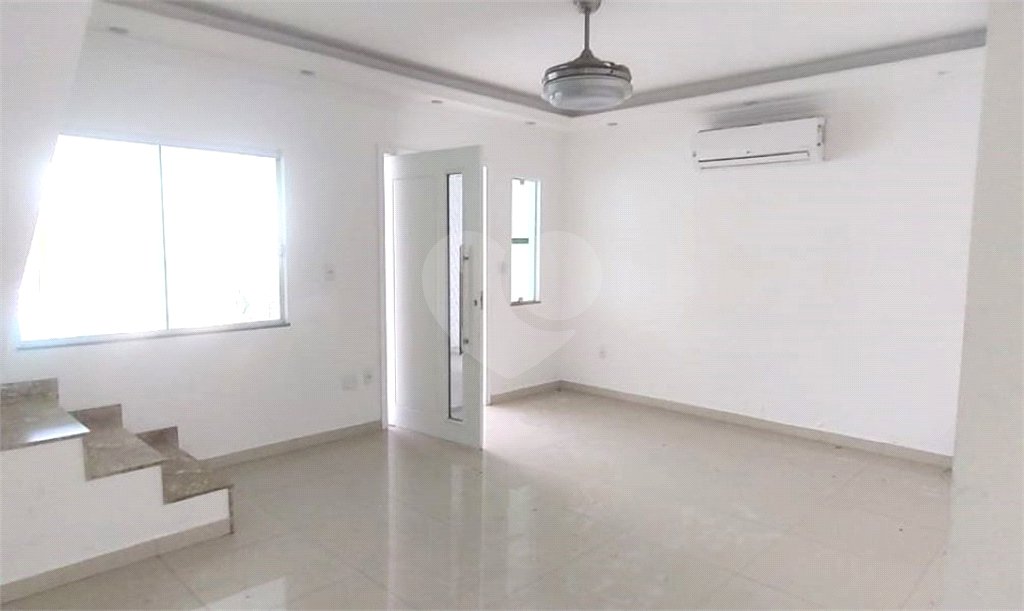 Casa à venda com 3 quartos, sendo 1 suíte, em Campo Grande, Rio de Janeiro, RJ