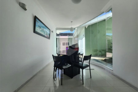 Casa à venda com 3 suítes no condomínio Villagio Di Verona, Vinhedo - SP