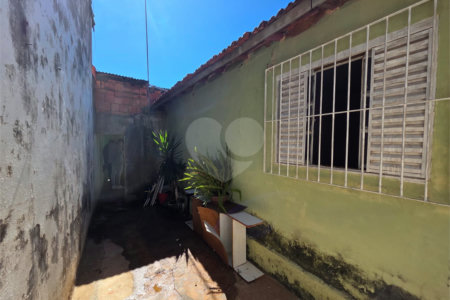 Casa à venda com 1 quarto em Vila Vendramini, Itapetininga, SP