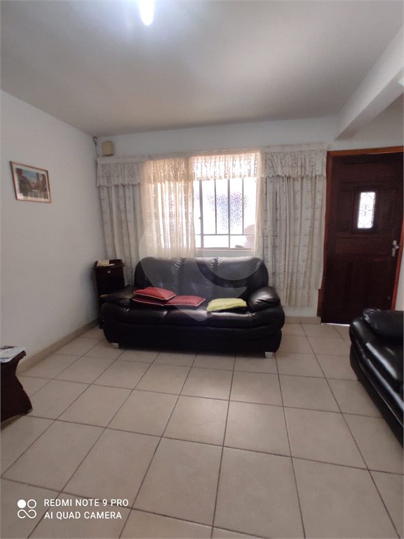 Sobrado à venda com 3 quartos em Chora Menino, São Paulo, SP