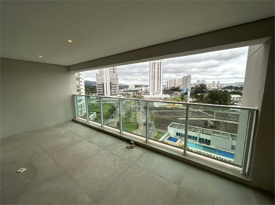 Apartamento à venda com 3 suítes em Vila Mogilar, Mogi das Cruzes, SP