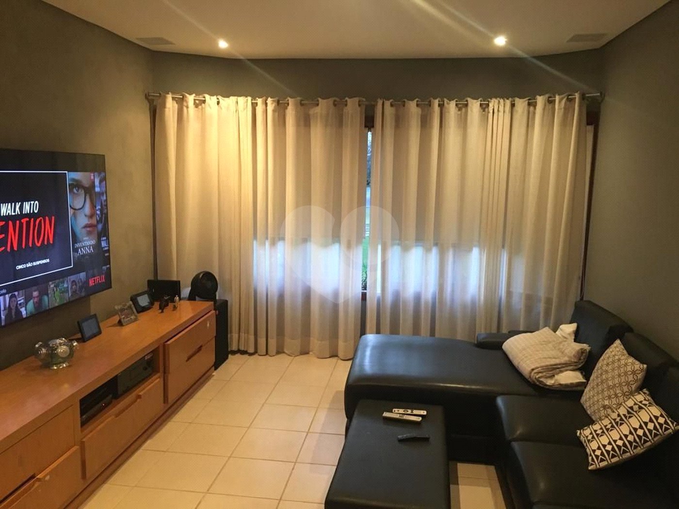 Casa à venda com 3 suítes no condomínio Lago Azul Residencial e Golfe, Araçoiaba da Serra - SP