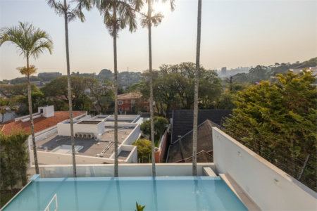 Casa à venda com 4 suítes em Jardim Guedala, São Paulo, SP