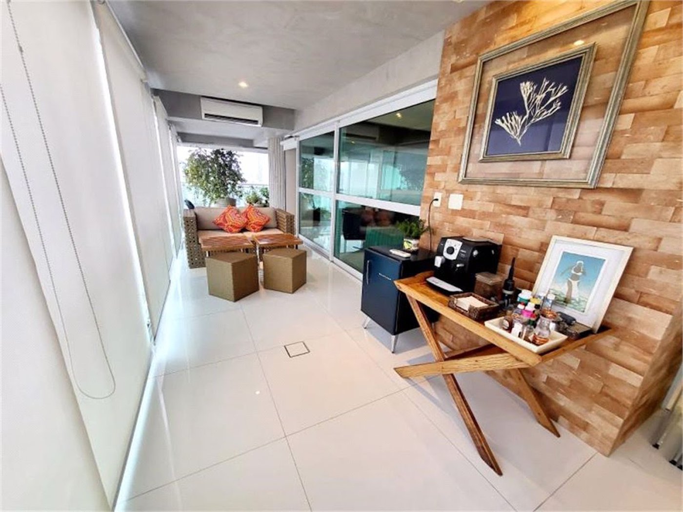 Apartamento Residencial à venda, Gonzaga, Santos - AP1684.