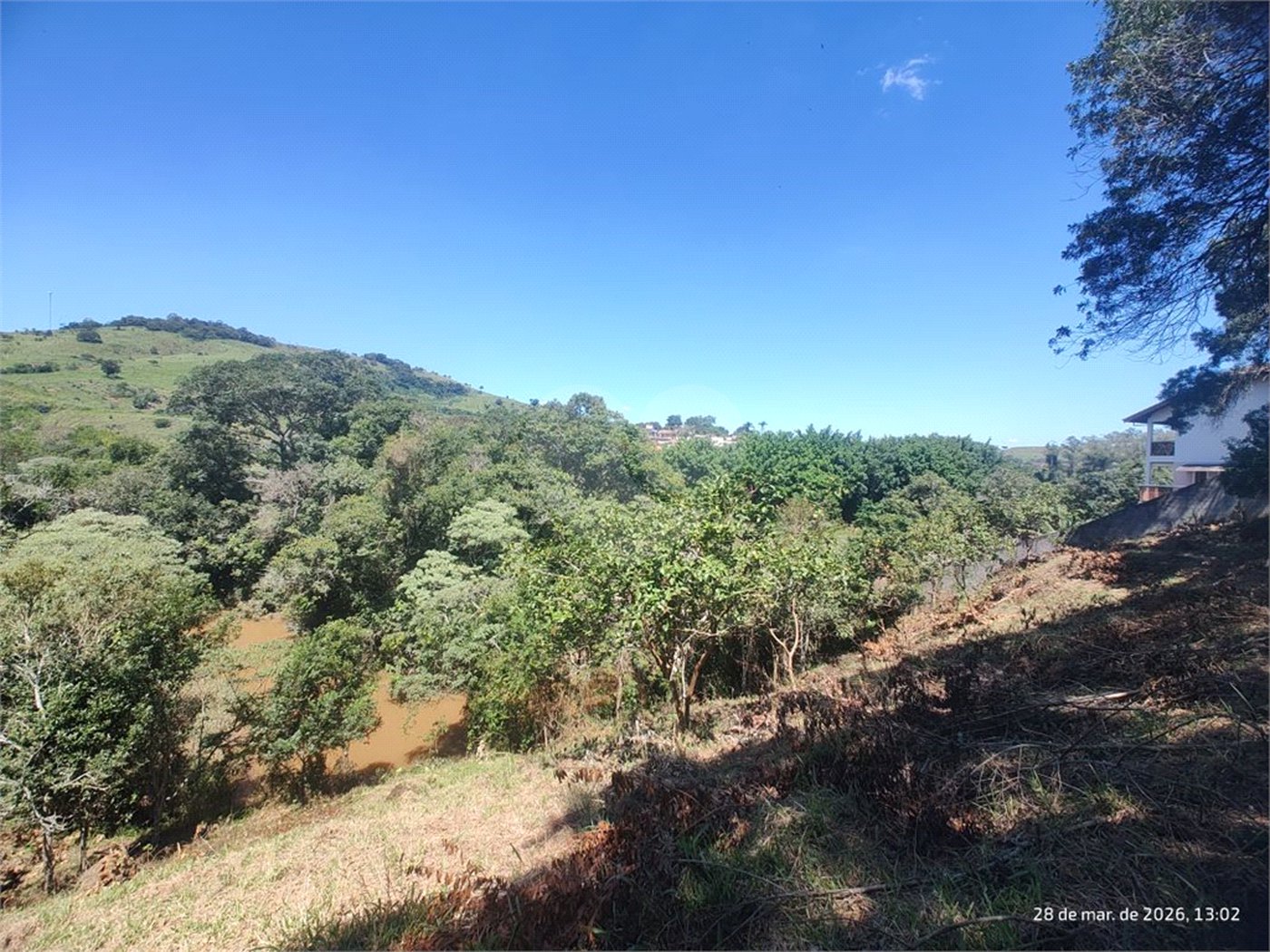 Área rural em Piracaia com 3.289 metros, ótima para chácara, as margens do rio Cachoeira