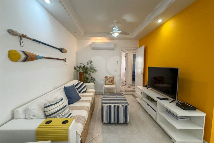 Apartamento à venda com 3 quartos, sendo 1 suíte, em Riviera de São Lourenço, Bertioga, SP