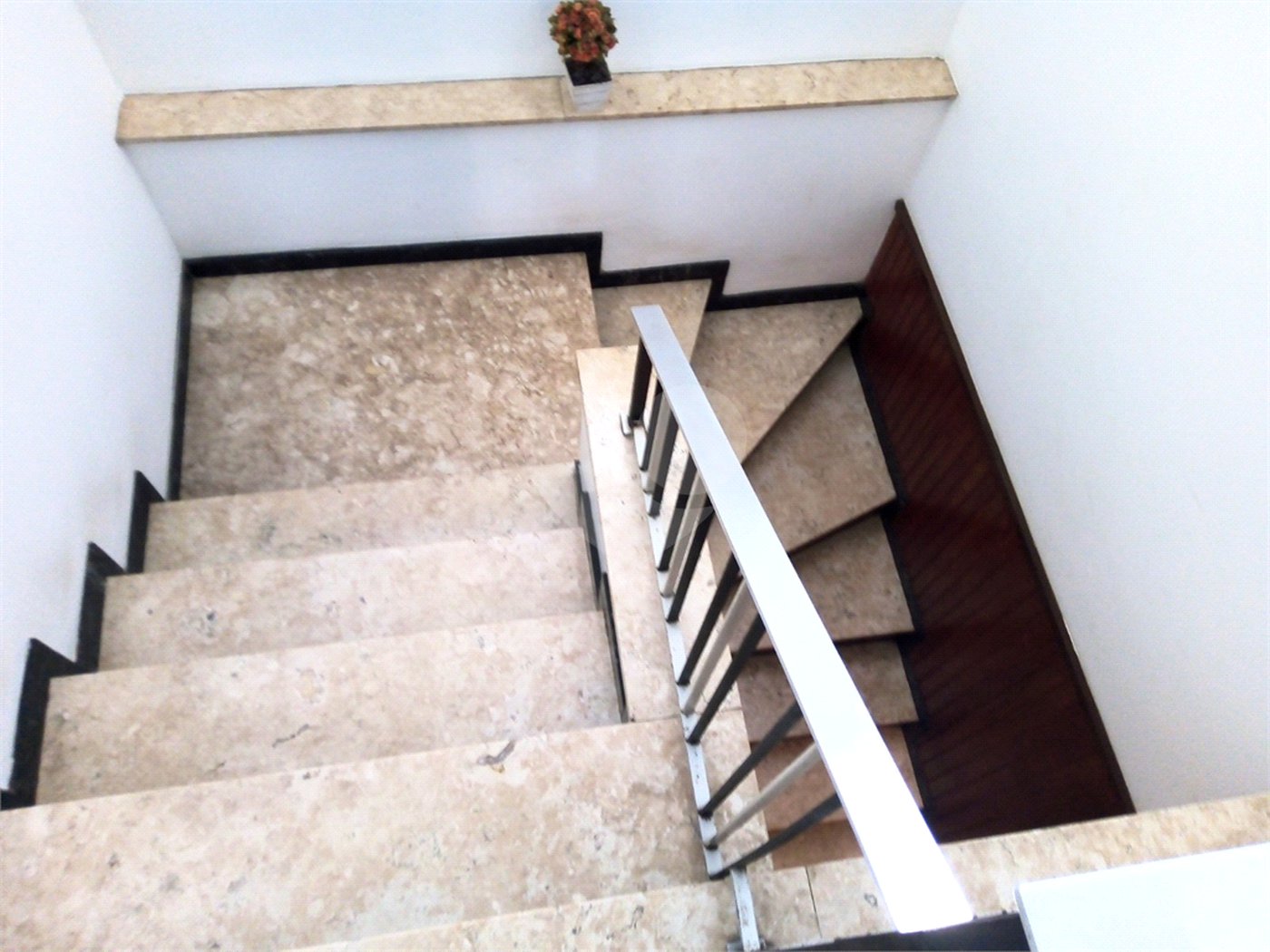 Sobrado à venda com 4 quartos, sendo 1 suíte, em Vila Cordeiro, São Paulo, SP