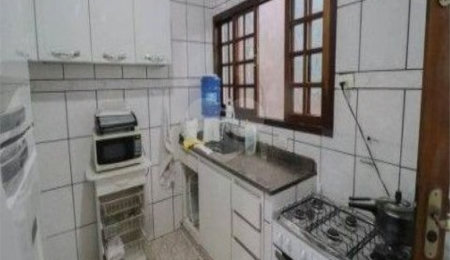 Casa à venda com 3 quartos em Jardim Santa Francisca, Guarulhos, SP
